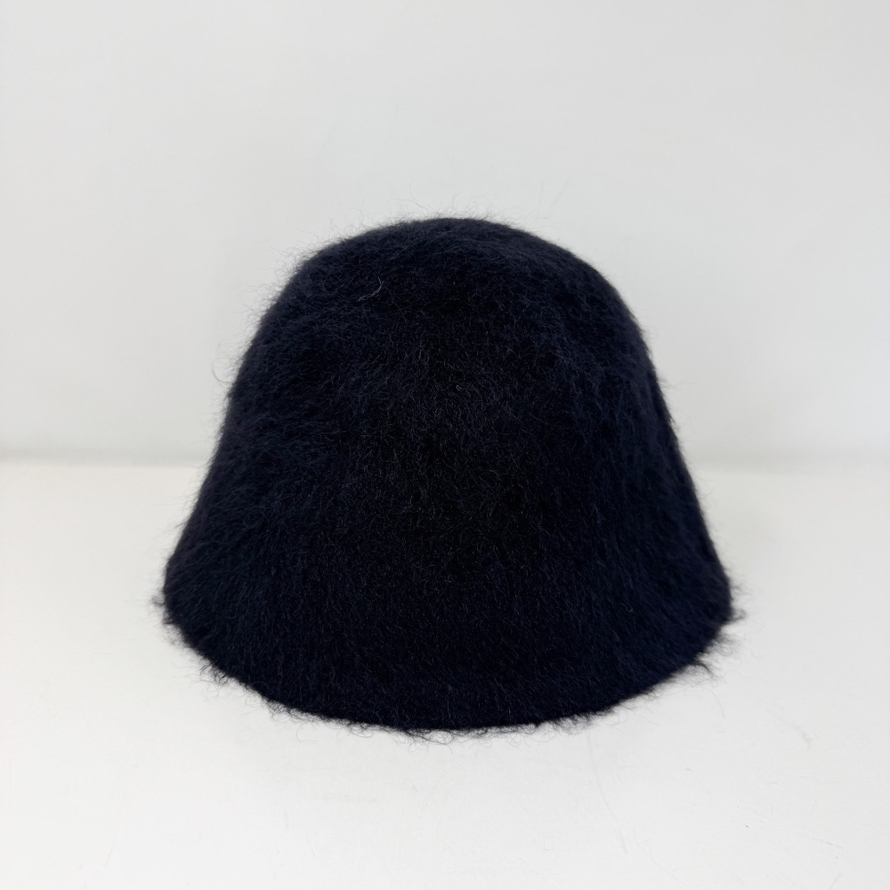 Louis Vuitton Fluffy Hat S00 - Picture 2 of 8